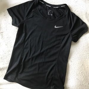 Nike Dri-FIT T-Shirt Women’s